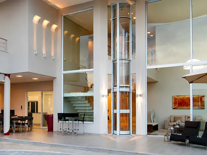 Elevac 200 — elevador residencial